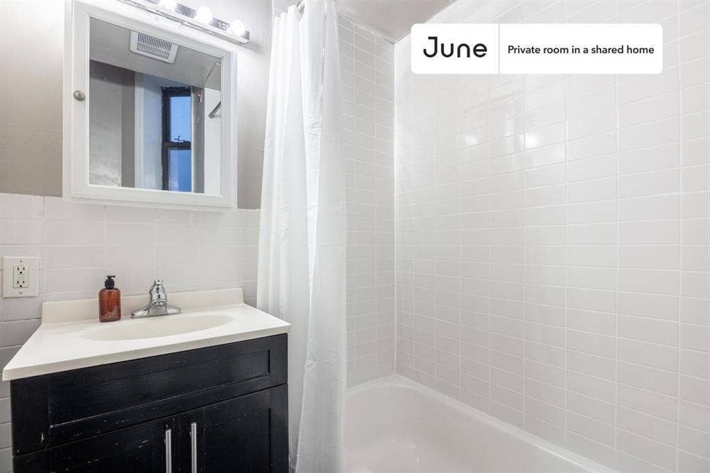 4 BR in New York City