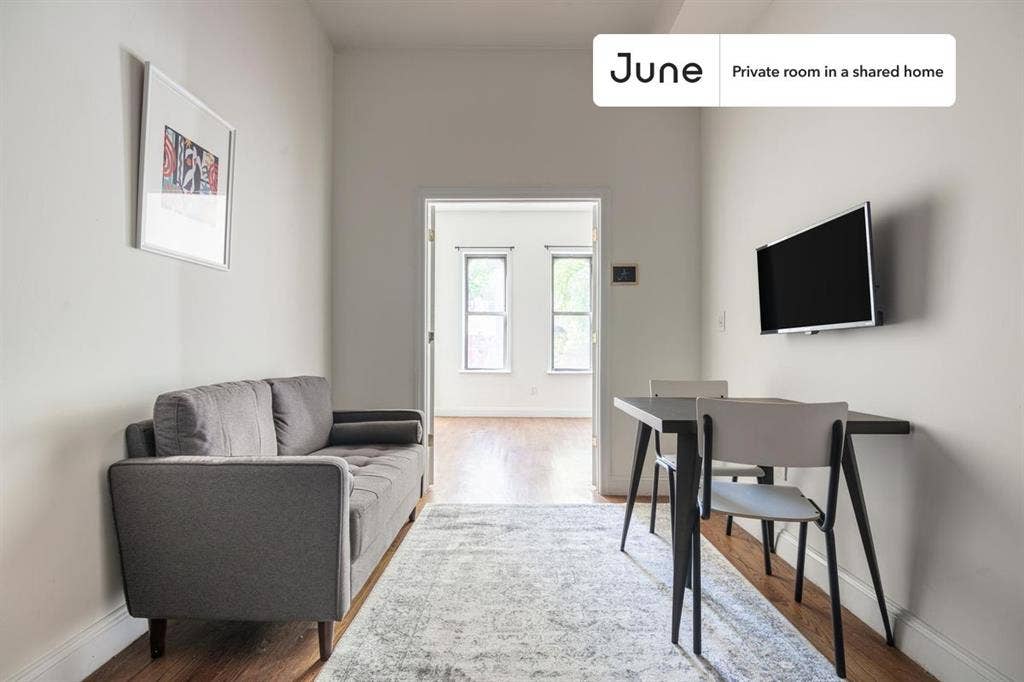 4 BR in New York City