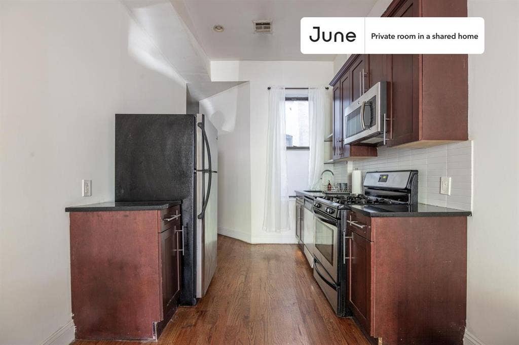 4 BR in New York City