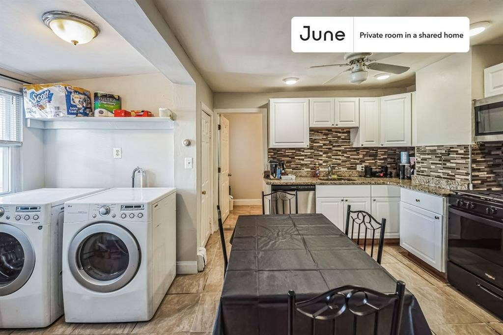 4 BR in Boston