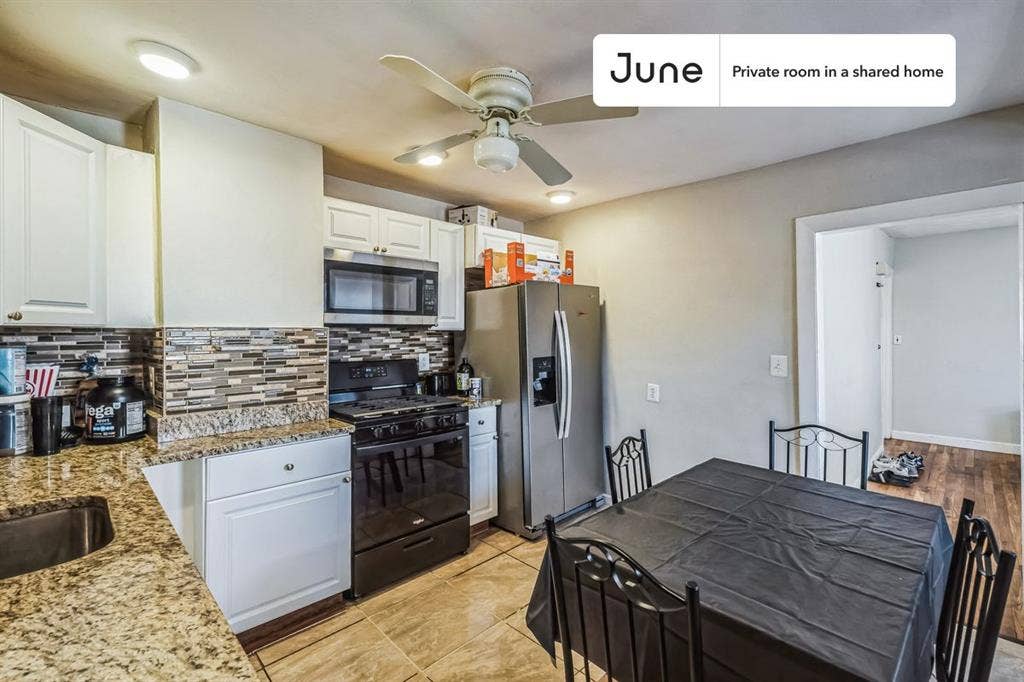 4 BR in Boston