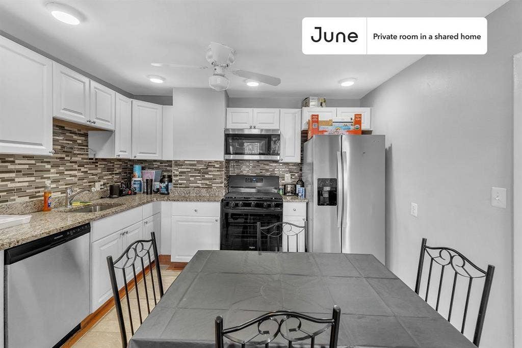 4 BR in Boston