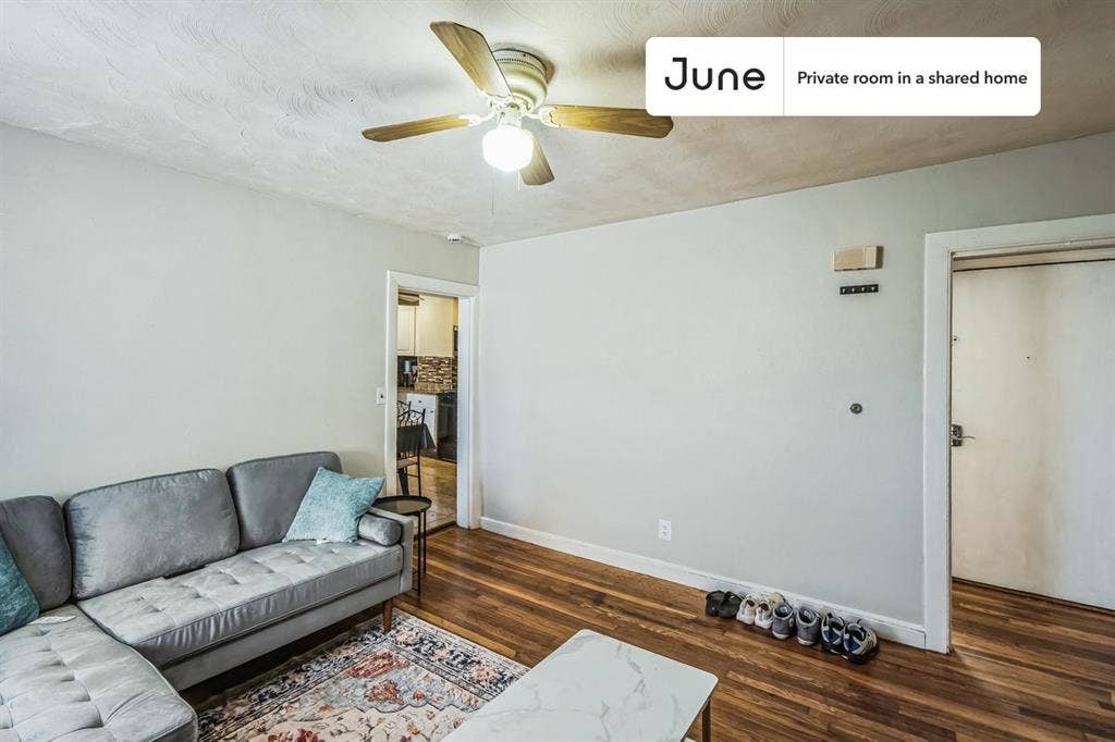 4 BR in Boston