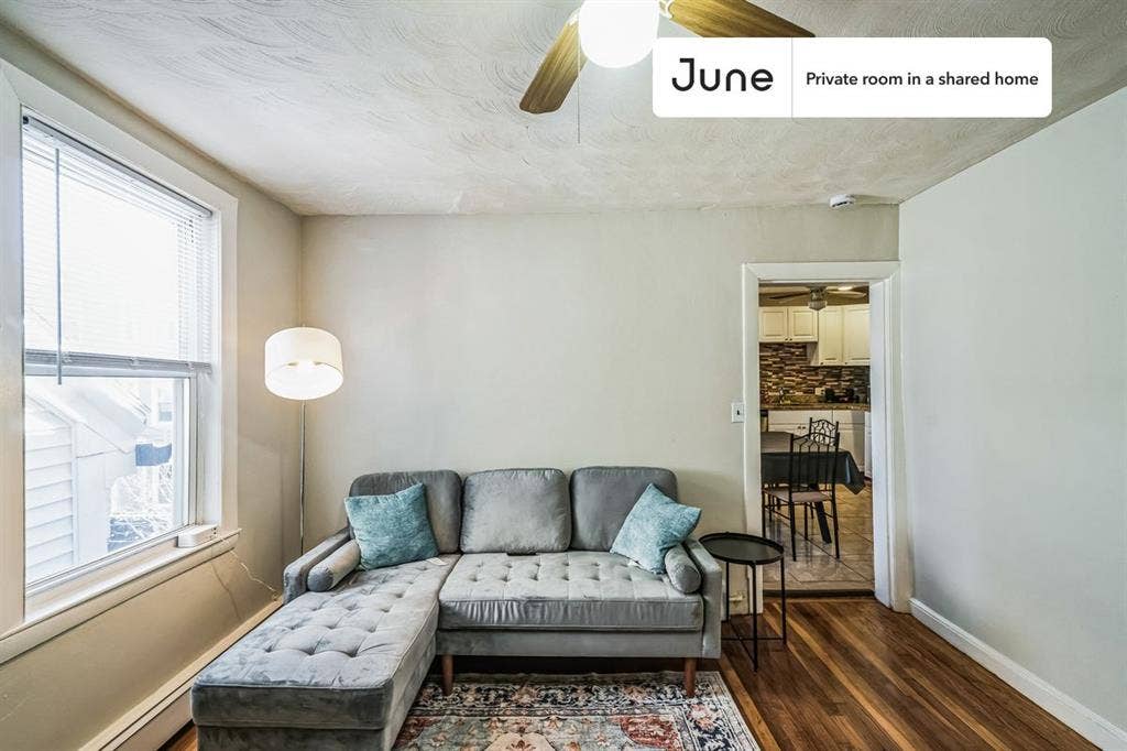 4 BR in Boston
