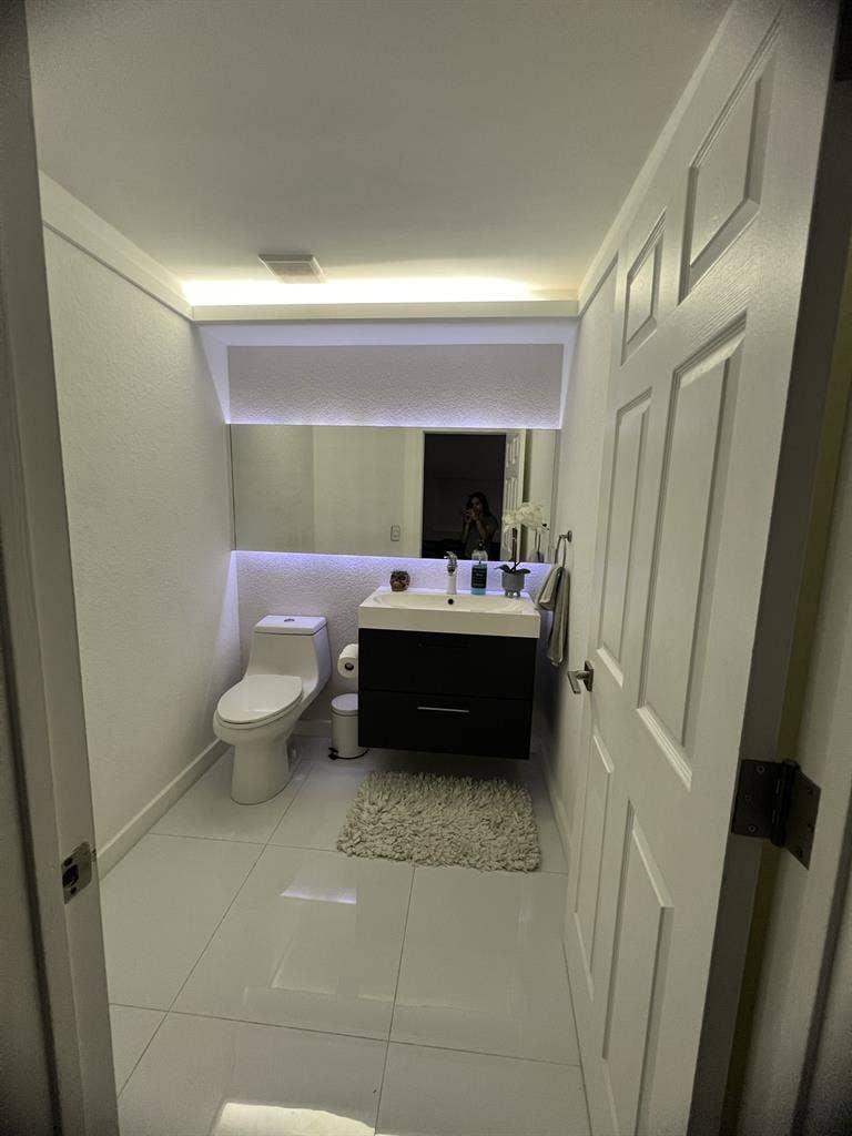 Beautiful private room for rent