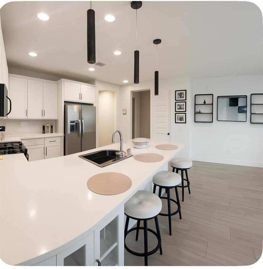 🏡 DRAMA-FREE ROOMMATES WANTED!