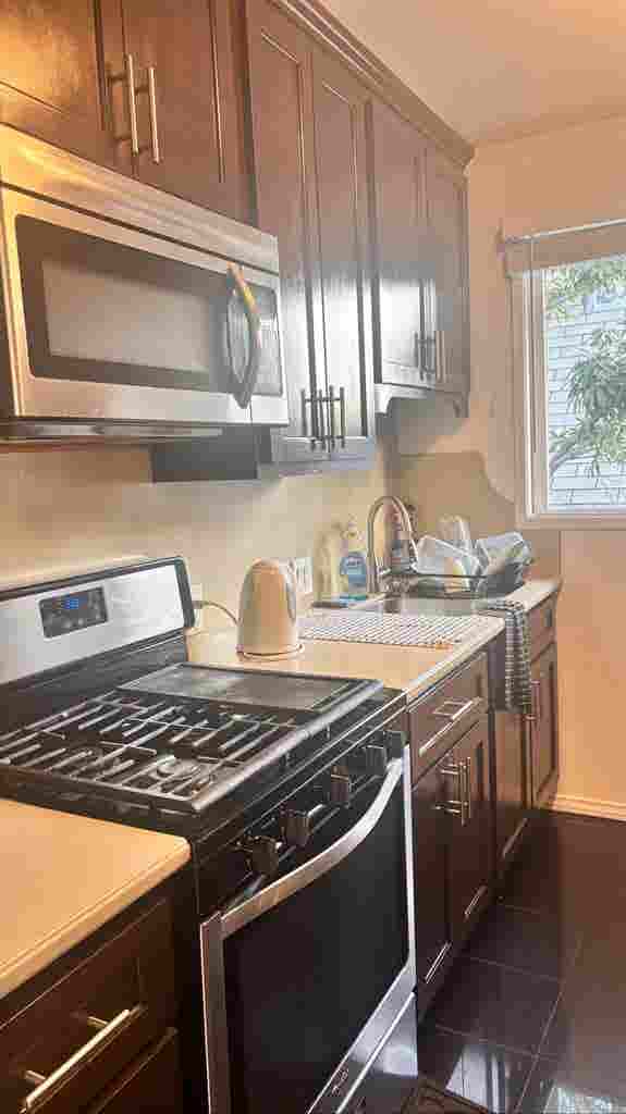 Room Rental in Hollywood| Temporary