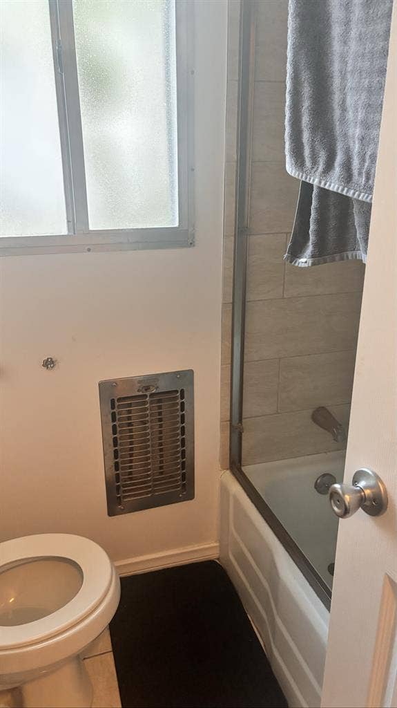 Room Rental in Hollywood| Temporary