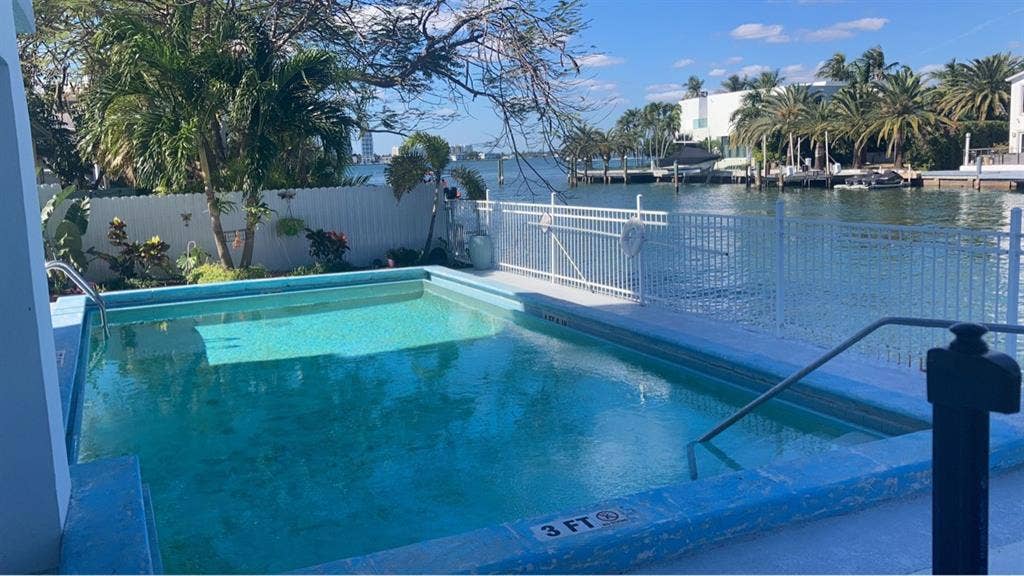 Room at the beach with a view!