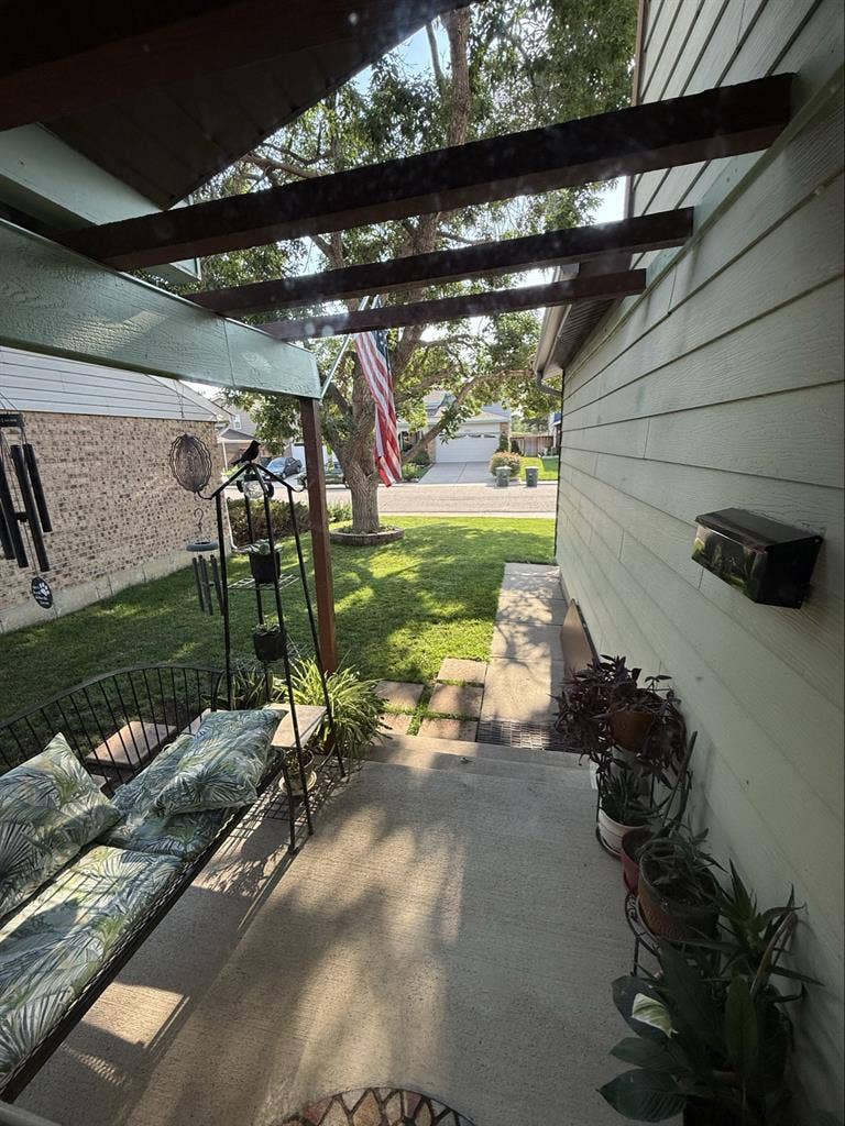 Large Room - N. Denver (Northglenn)