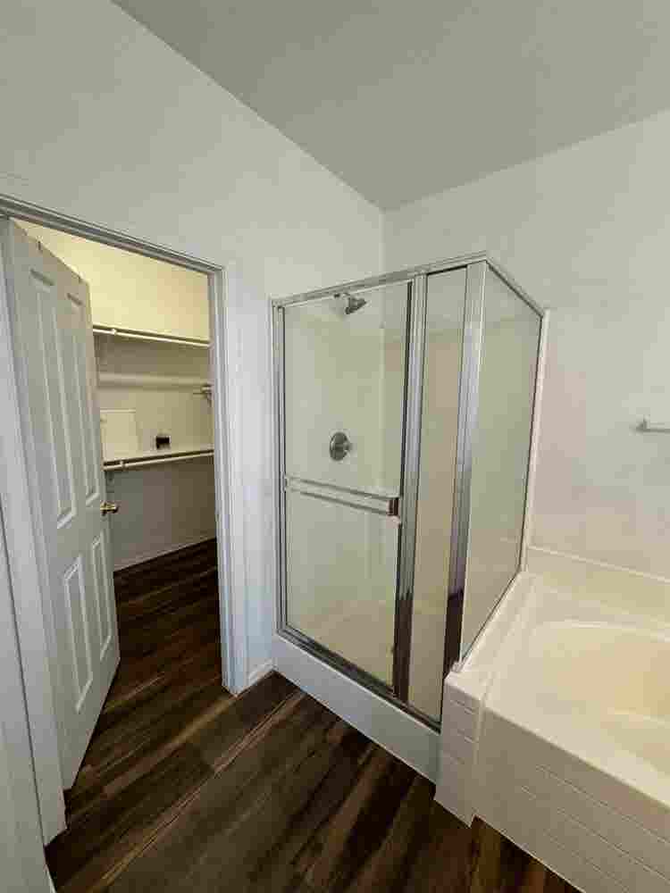 Master w/ Private Bath Near ASU