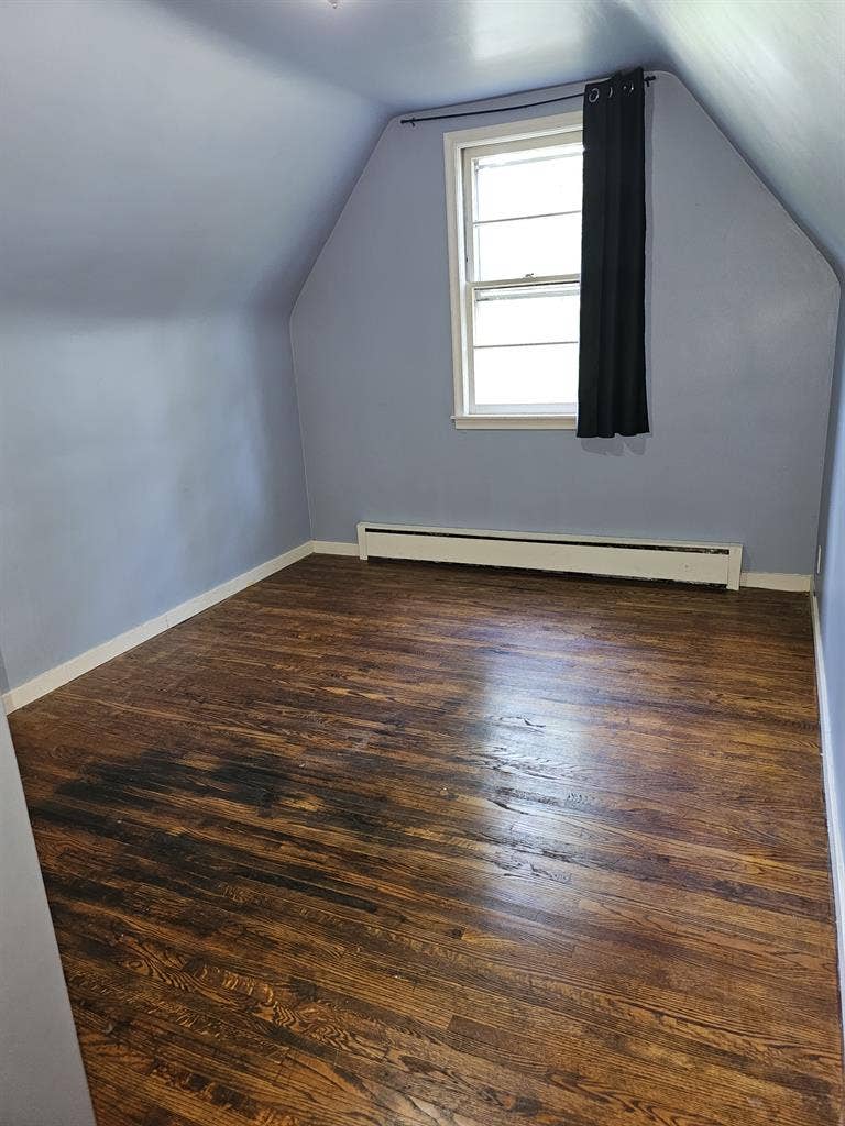 2 Connected Bedrooms Upper Level