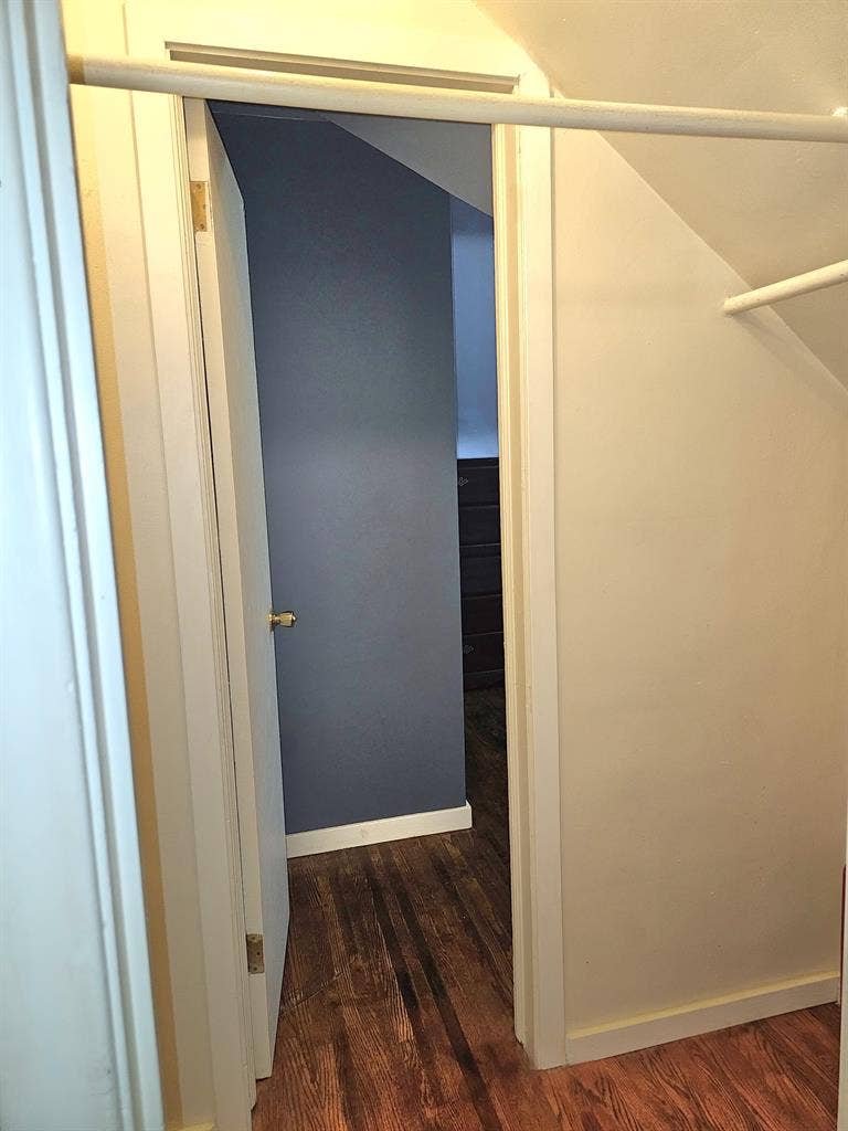 2 Connected Bedrooms Upper Level