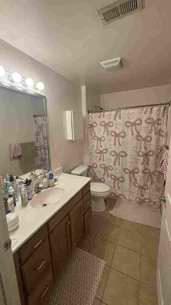 Cozy Apartment Close to UVA