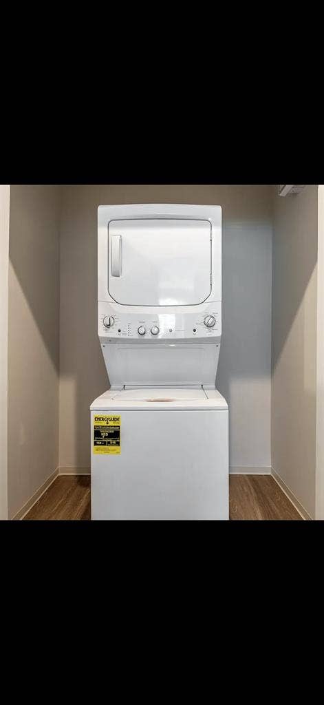 Looking to sublease!