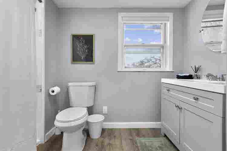 Amazing Colonial with Hot Tub