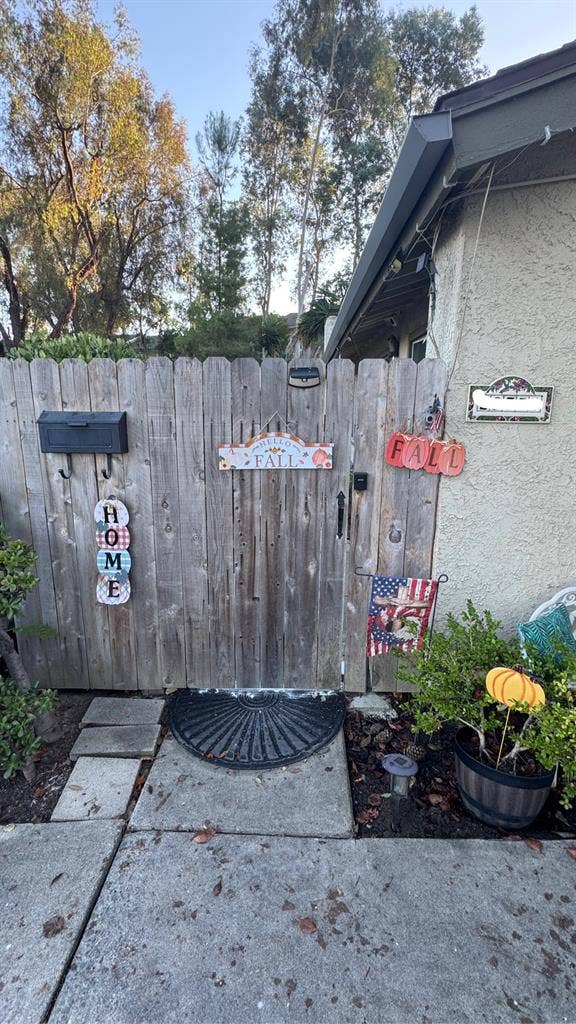 2 Rooms for Rent (Laguna Niguel)