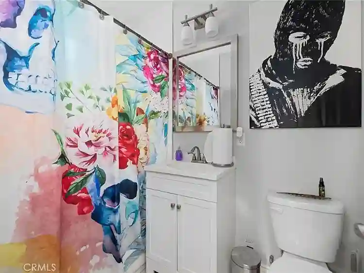 Cool House in Compton