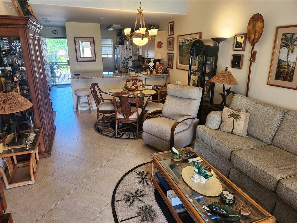 Fully furnished bedroom in Napili.