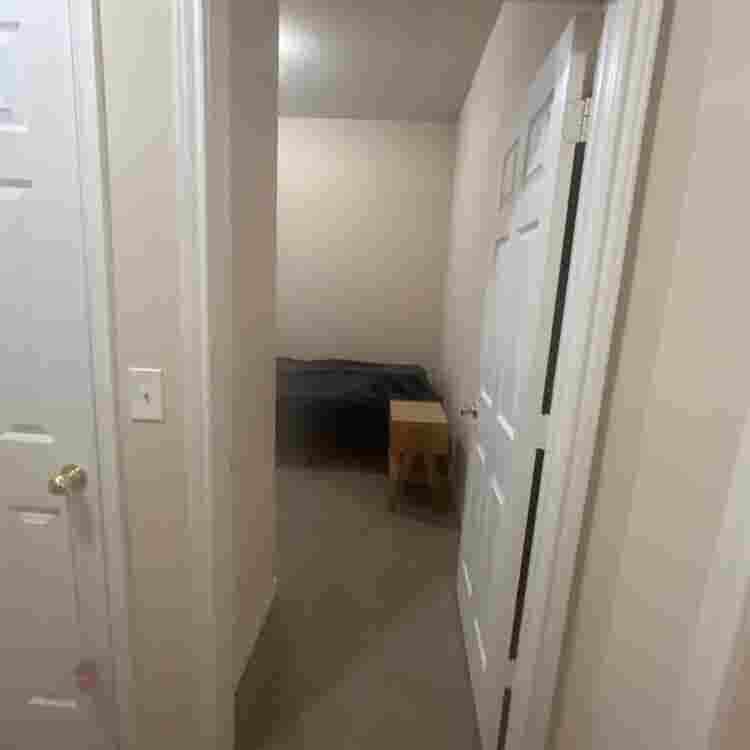 hundred, thirty rent /deposit