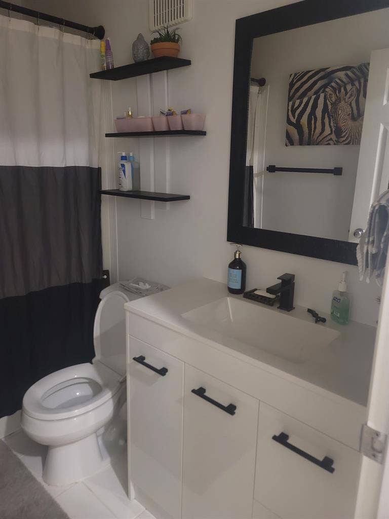 Room rental Big house!