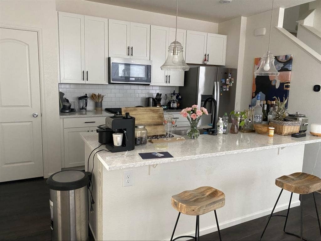 Two Cozy & Modern Rooms Near DIA