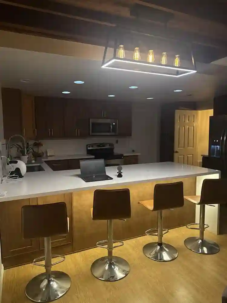 Room for rent in beautiful home