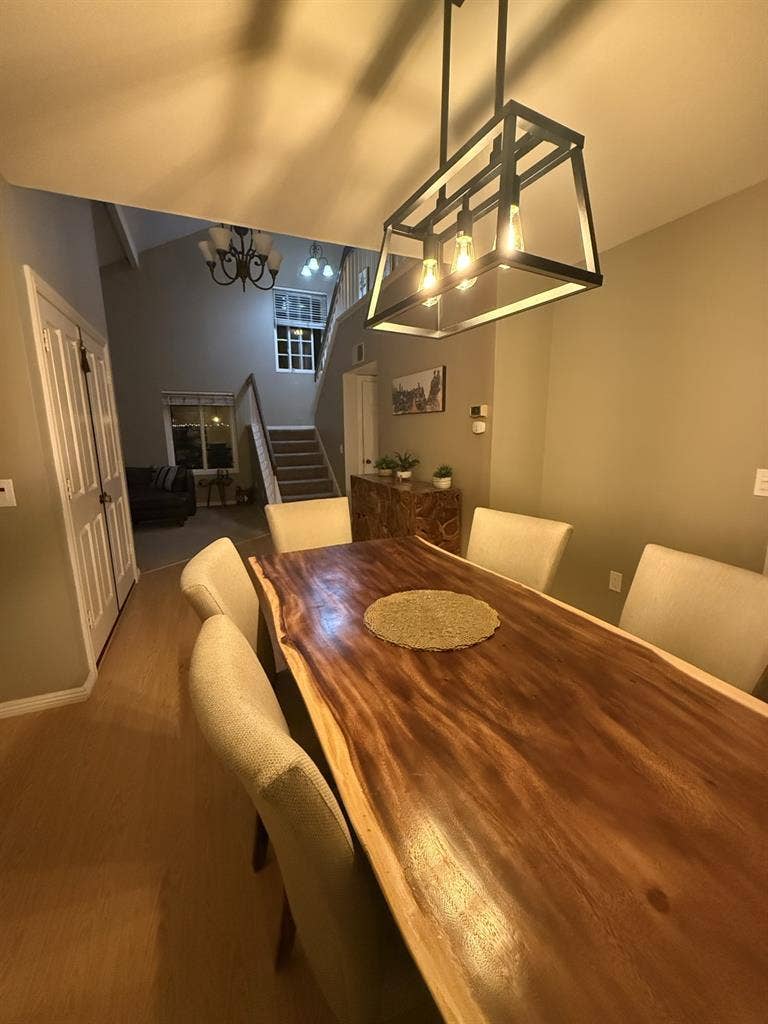 Room for rent in beautiful home