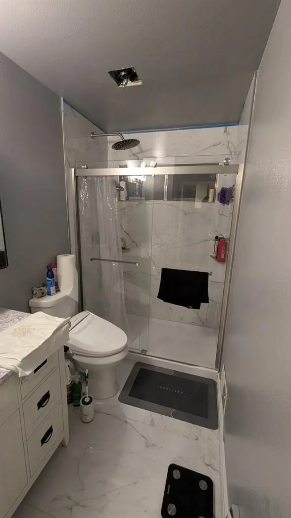 Room for rent close to DMV