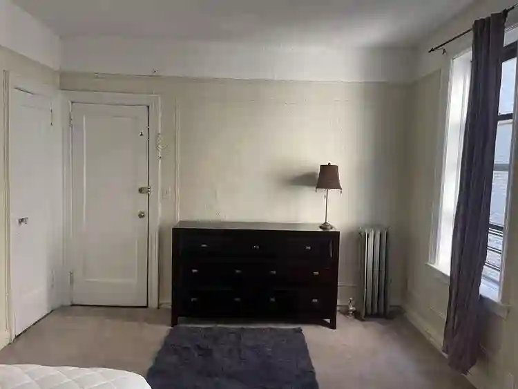 Furnished room for rent, util. Inc.