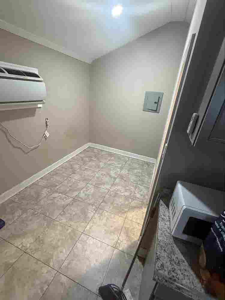 Studio Apartment Elmont NY UBS Area