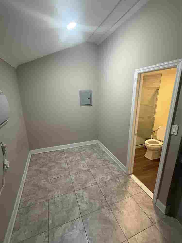 Studio Apartment Elmont NY UBS Area