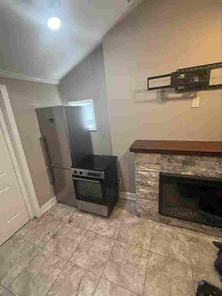 Studio Apartment Elmont NY UBS Area