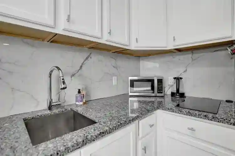 4 BR in Port St. Lucie