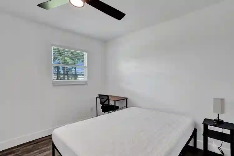 4 BR in Port St. Lucie