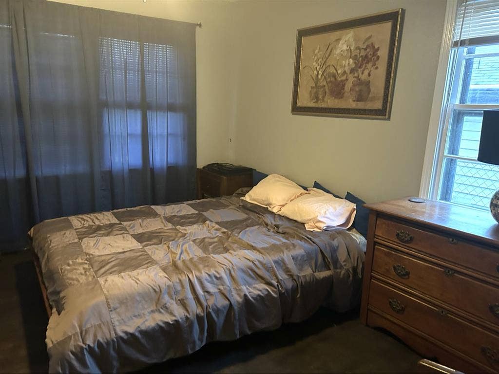 Furn room Dec 1 utilities incl