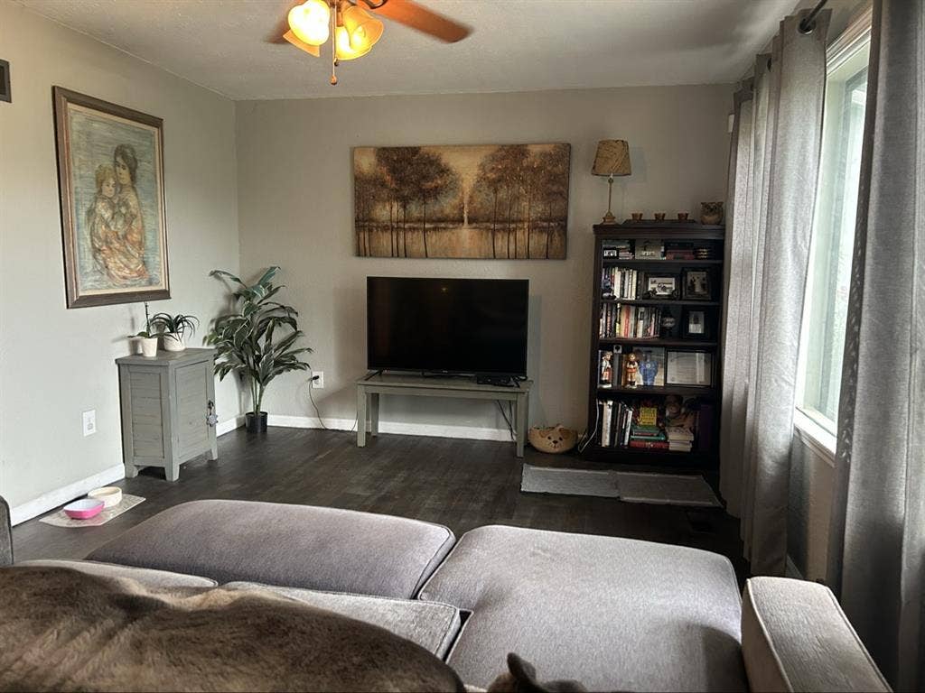 Private room in house