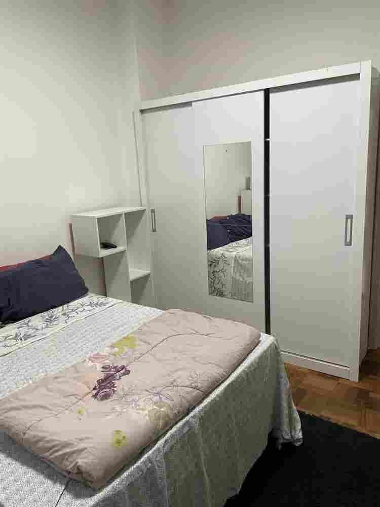 Quarto mobiliado na Bela Vista