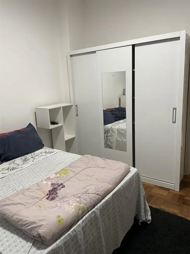 Quarto mobiliado na Bela Vista