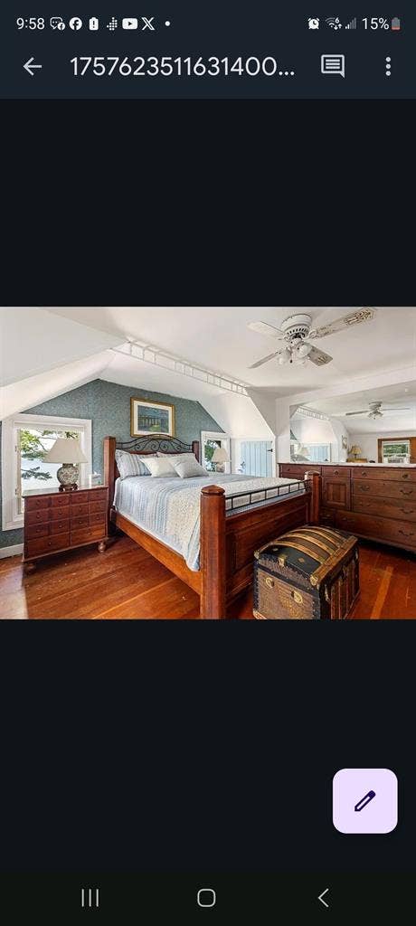 Lake house  sunset views near town