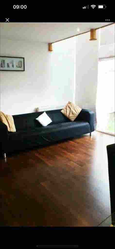 Ewell West Room Available Now