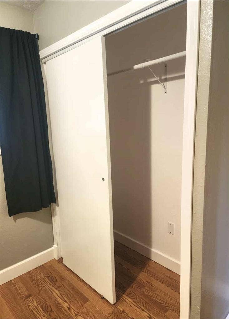 Finished basement room for rent