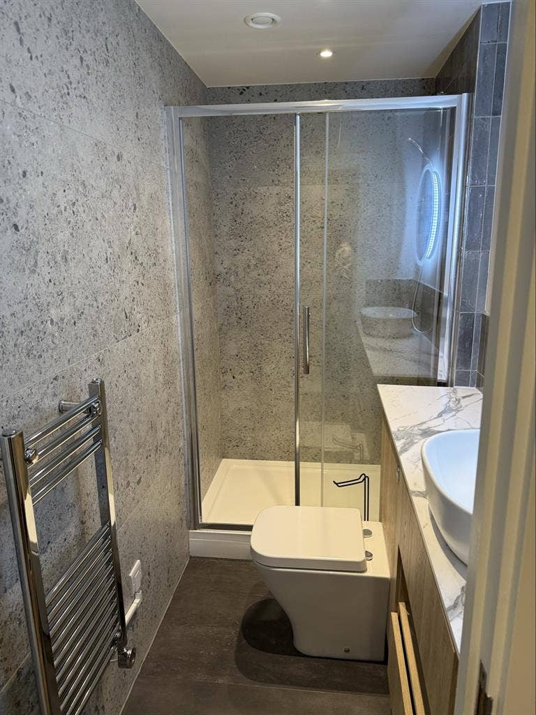 Student ternancy takeover immediat