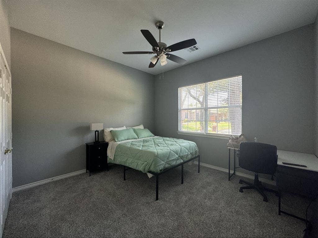 Room for rent in Richardson TX