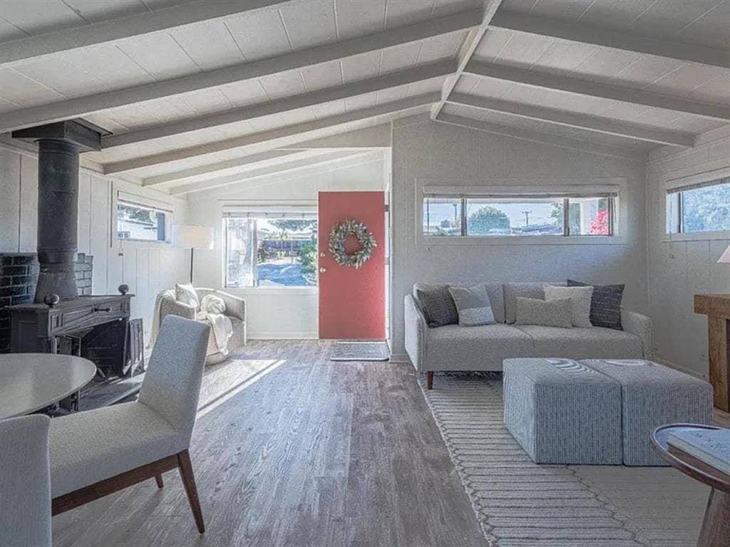 Beautifully Single Family Home.