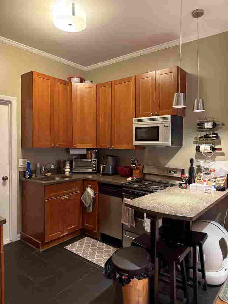 Beautiful 1 bed 
South End