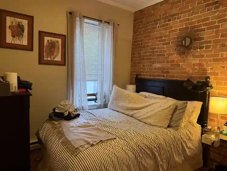 Beautiful 1 bed
South End
