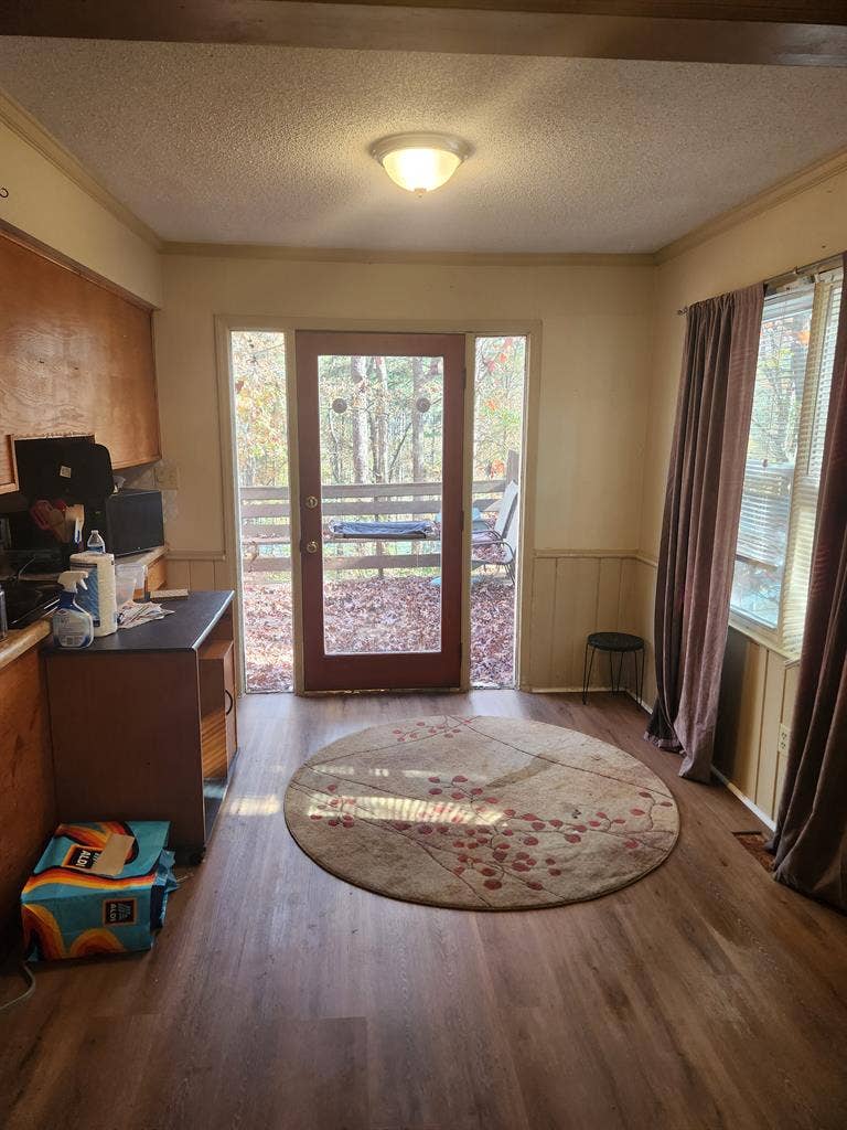 Upstairs Bedroom For Lease