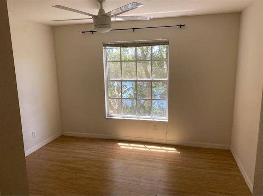 Room for rent in great location!