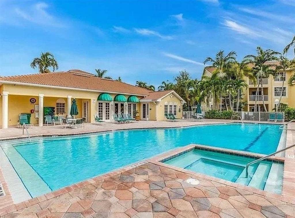 Room for rent in great location!